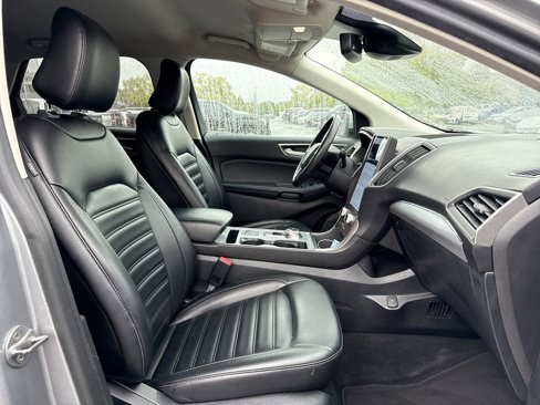 Used 2021 Ford Edge SEL image 19