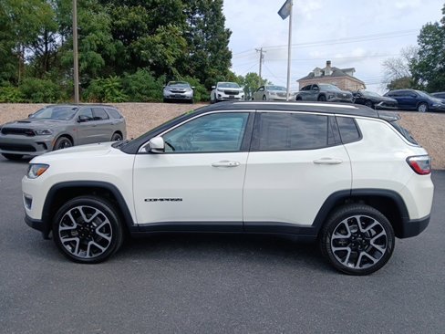 Used 2018 Jeep Compass Limited w/ Navigation Group image 3