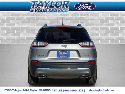 Used 2019 Jeep Cherokee Limited w/ Luxury Group image 4