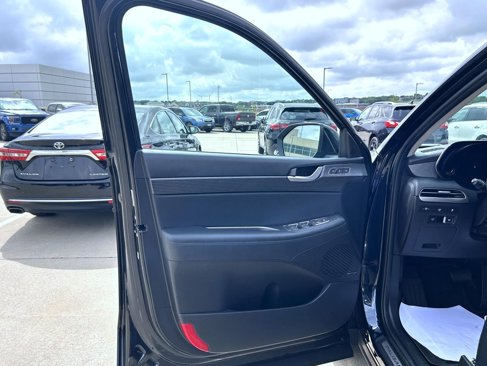 Used 2023 Hyundai Palisade Limited w/ Cargo Package image 10