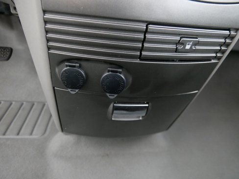 Used 2004 Toyota Sienna XLE image 29