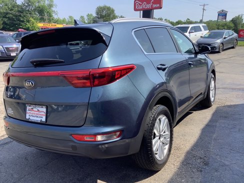 Used 2018 Kia Sportage LX w/ LX Technology Package image 8