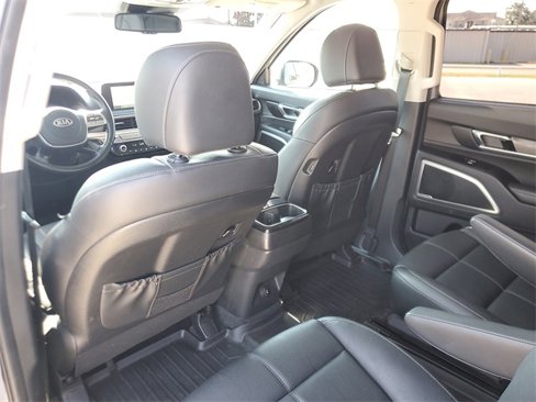 Used 2021 Kia Telluride EX w/ EX Premium Package image 13