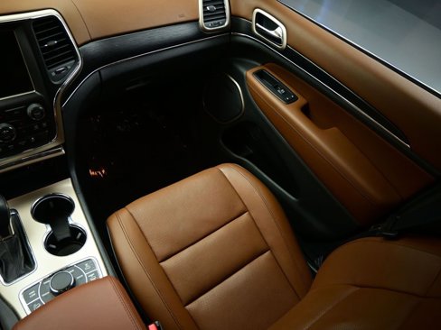Used 2016 Jeep Grand Cherokee Summit w/ Platinum Series Group image 10