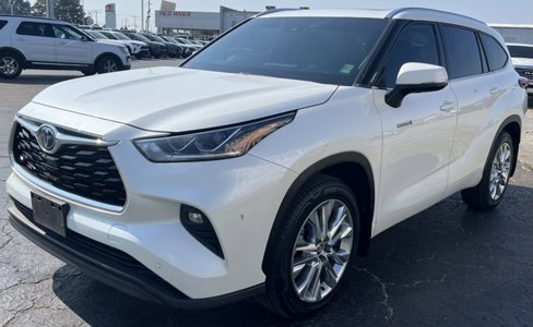 Used 2021 Toyota Highlander Limited image 4