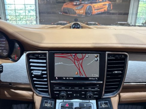 Used 2012 Porsche Panamera image 81