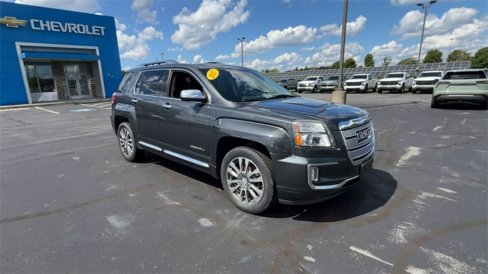 Used 2017 GMC Terrain Denali image 2