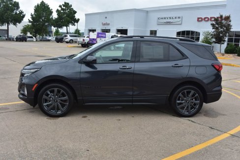Used 2022 Chevrolet Equinox RS image 11