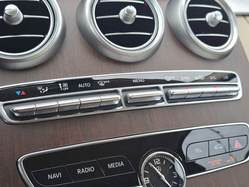 Used 2021 Mercedes-Benz C 300 Sedan image 32