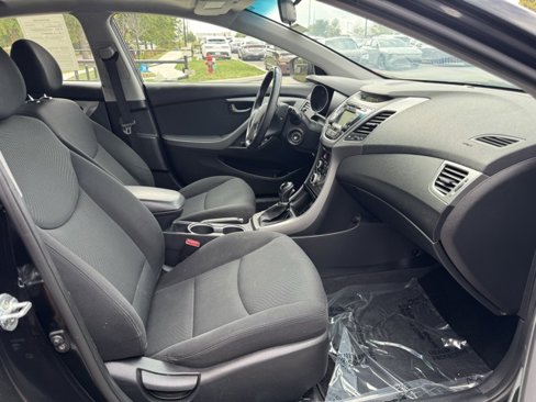 Used 2015 Hyundai Elantra SE w/ Option Group 03 image 22