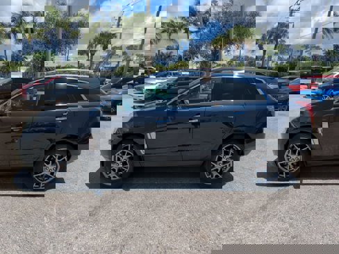 Used 2014 Cadillac SRX Luxury w/ Driver Awareness Package image 8