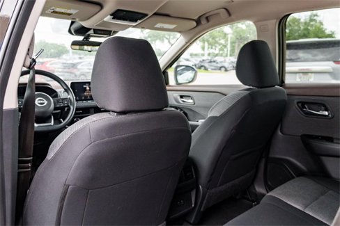 Used 2023 Nissan Rogue SV image 24