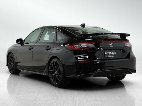 Used 2023 Honda Civic Sport image 3