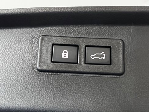 Certified 2025 Subaru Outback Premium image 25