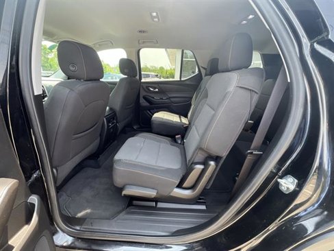 Used 2021 Chevrolet Traverse LT image 26