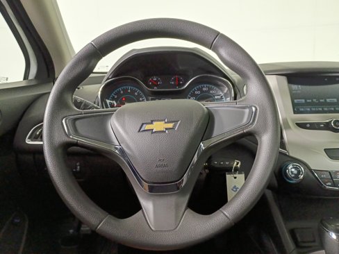 Used 2017 Chevrolet Cruze LS image 26