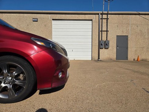 Used 2016 Toyota Sienna SE image 22