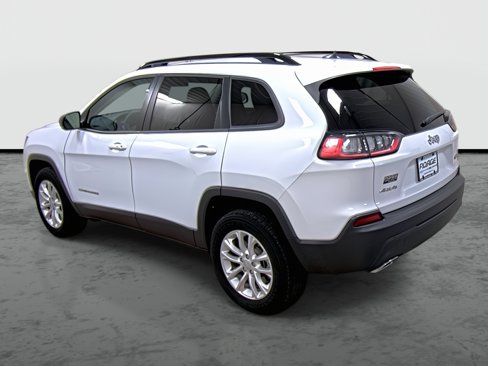 Used 2022 Jeep Cherokee Latitude Lux image 2