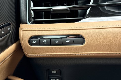New 2025 INFINITI QX80 Luxe image 32