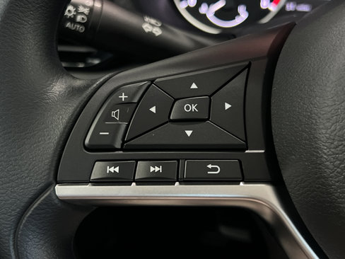 New 2025 Nissan Sentra SV image 17
