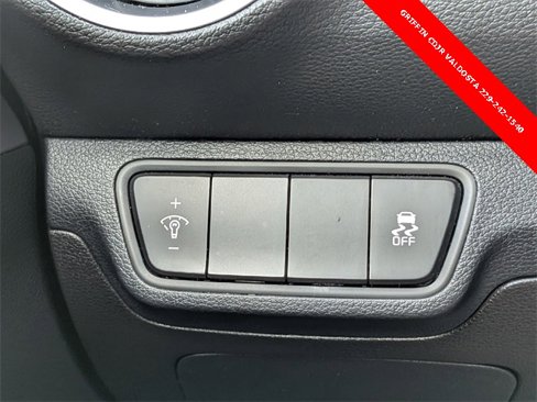 Used 2023 Kia Forte LXS image 21