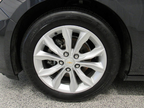 Used 2023 Chevrolet Malibu LT image 6
