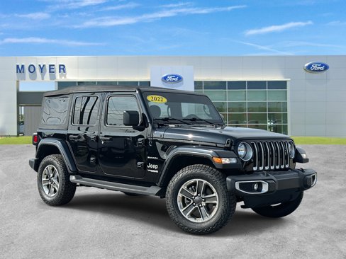 Used 2022 Jeep Wrangler Unlimited Sahara image 1