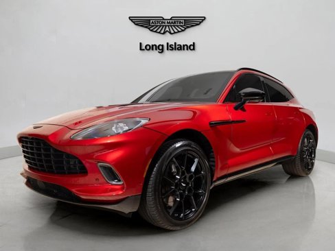 Used 2022 Aston Martin DBX image 1