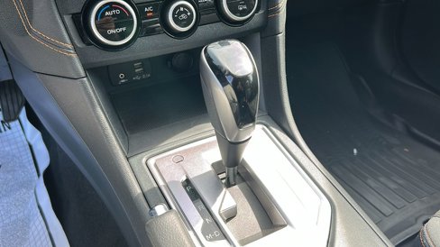 Certified 2022 Subaru Crosstrek 2.0i Premium w/ Moonroof Package image 18