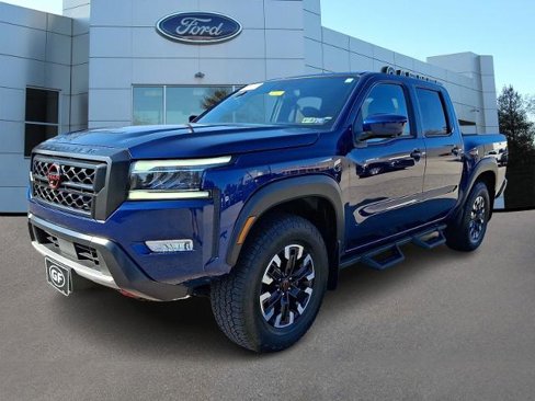 Used 2023 Nissan Frontier PRO-4X w/ Pro Convenience Package image 3