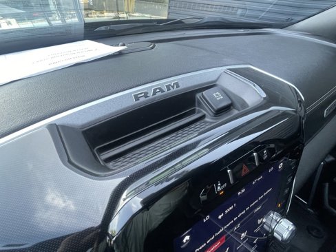 Used 2020 RAM 3500 Laramie image 25