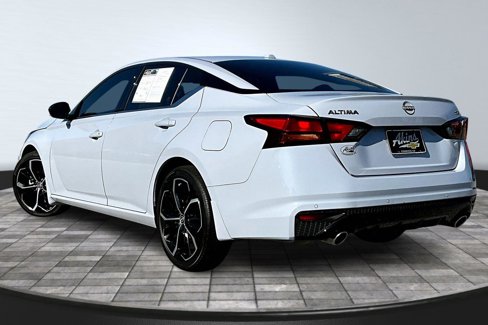 Used 2024 Nissan Altima 2.5 SR w/ SR Premium Package image 4