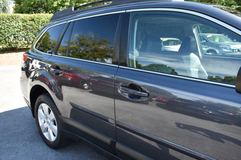 Used 2011 Subaru Outback 2.5i Limited image 34