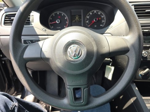 Used 2012 Volkswagen Jetta S image 17