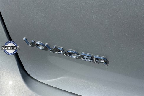 Used 2023 Chrysler Voyager LX image 11