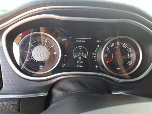 Used 2016 Dodge Challenger SXT Plus image 13