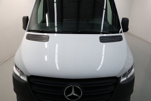 Used 2024 Mercedes-Benz Sprinter 2500 image 49