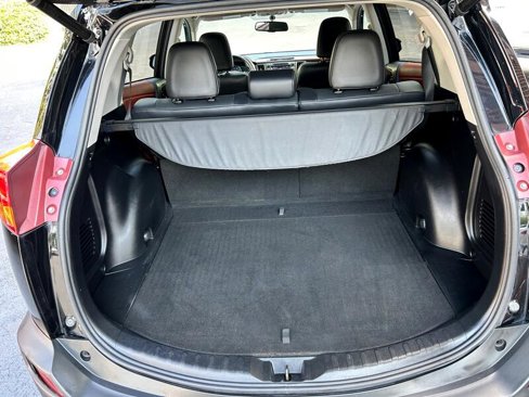 Used 2013 Toyota RAV4 Limited image 33