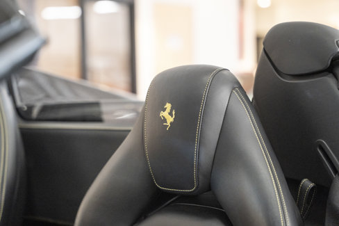 Used 2018 Ferrari 488 Spider image 25