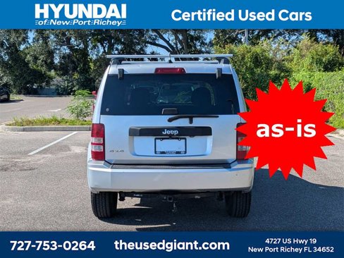 Used 2012 Jeep Liberty Arctic image 4