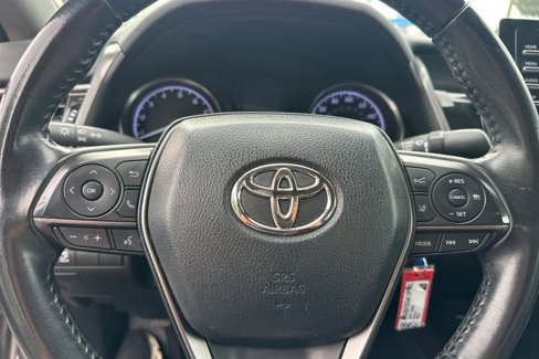 Used 2022 Toyota Camry SE image 22