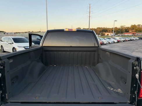 Used 2005 Ford F150 XLT image 17