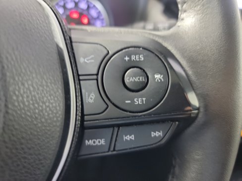 Used 2021 Toyota RAV4 XLE image 28