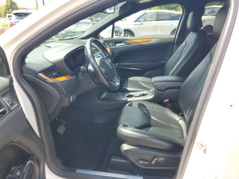 Used 2019 Lincoln MKC Select w/ Select Plus Package image 12