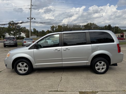 Used 2010 Dodge Grand Caravan SE image 6