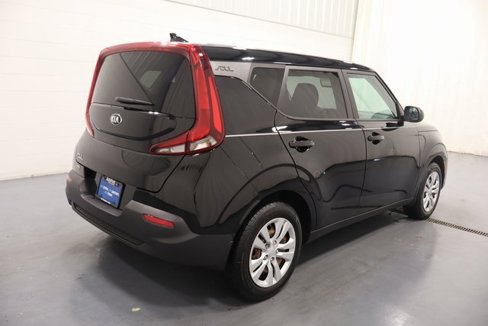 Used 2021 Kia Soul LX image 8