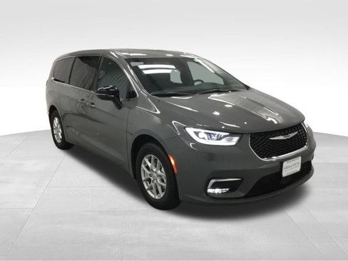 New 2025 Chrysler Pacifica Select image 2