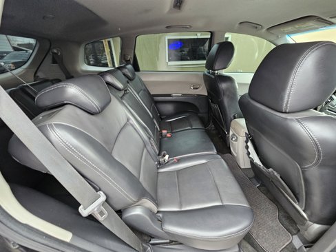 Used 2009 Subaru Tribeca Special Edition image 13