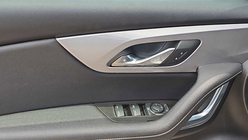 Certified 2023 Chevrolet Blazer LT w/ Convenience Package image 24
