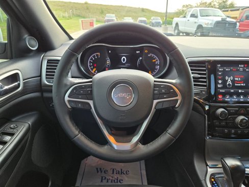 Used 2022 Jeep Grand Cherokee Laredo X image 19